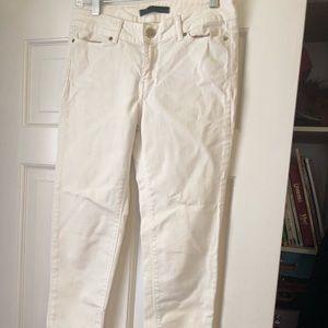White skinny jeans